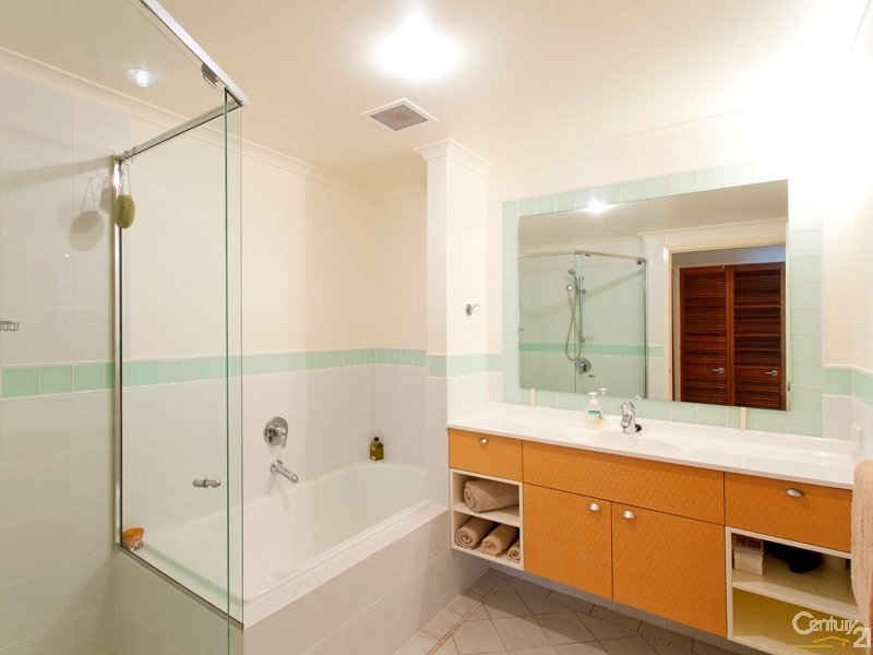 2/33 Elanda Street, Sunshine Beach QLD 4567