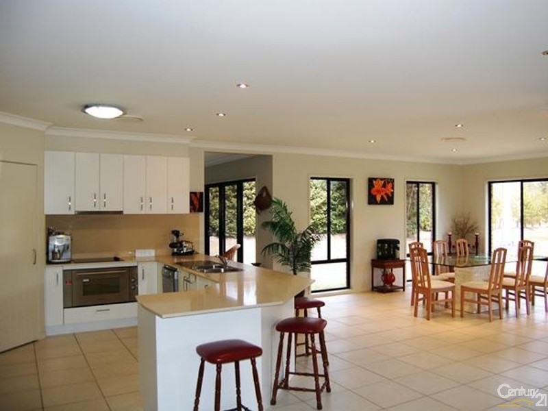 67 Edington Road, Cooroibah QLD 4565