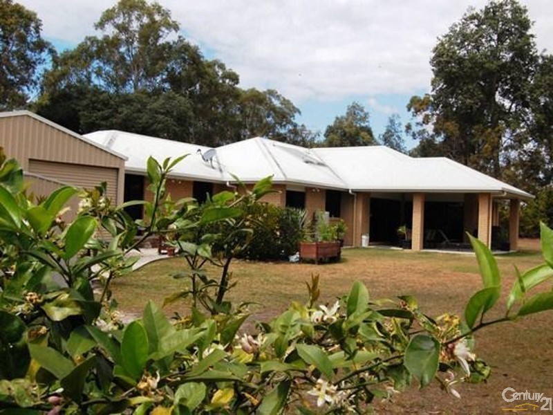 67 Edington Road, Cooroibah QLD 4565