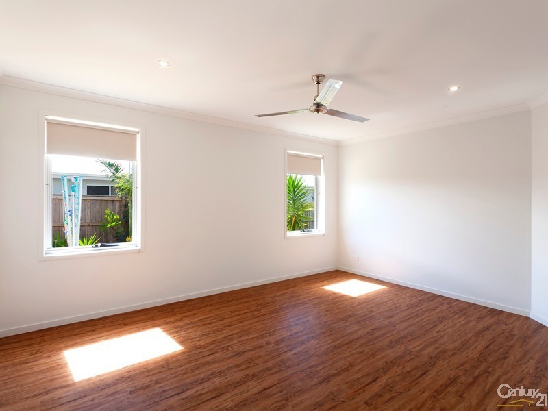 8 Attenuatta Place, Noosaville QLD 4566
