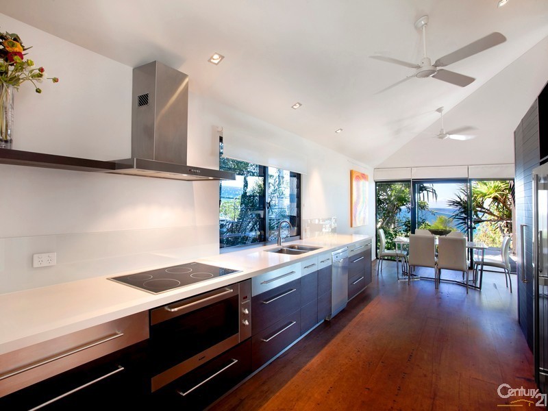 63 Seaview Terrace, Sunshine Beach QLD 4567