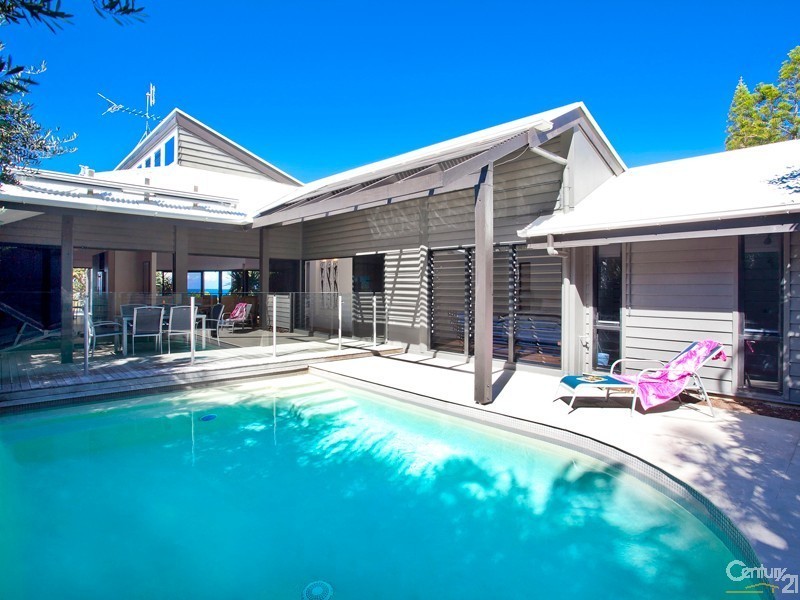 63 Seaview Terrace, Sunshine Beach QLD 4567