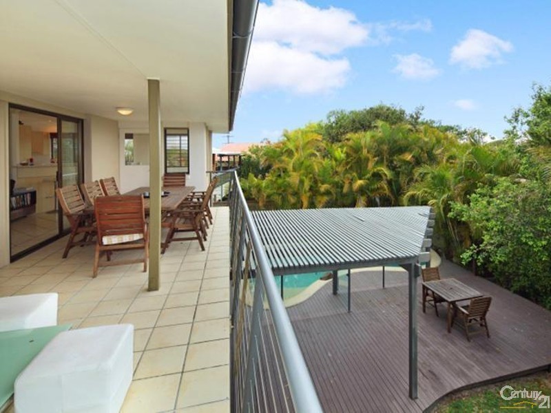 15 Oceania Crescent, Sunshine Beach QLD 4567