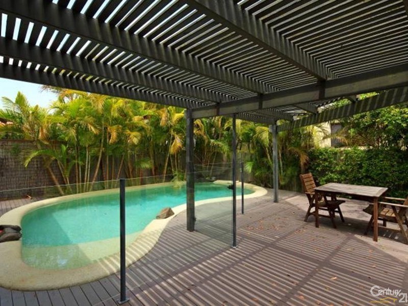 15 Oceania Crescent, Sunshine Beach QLD 4567