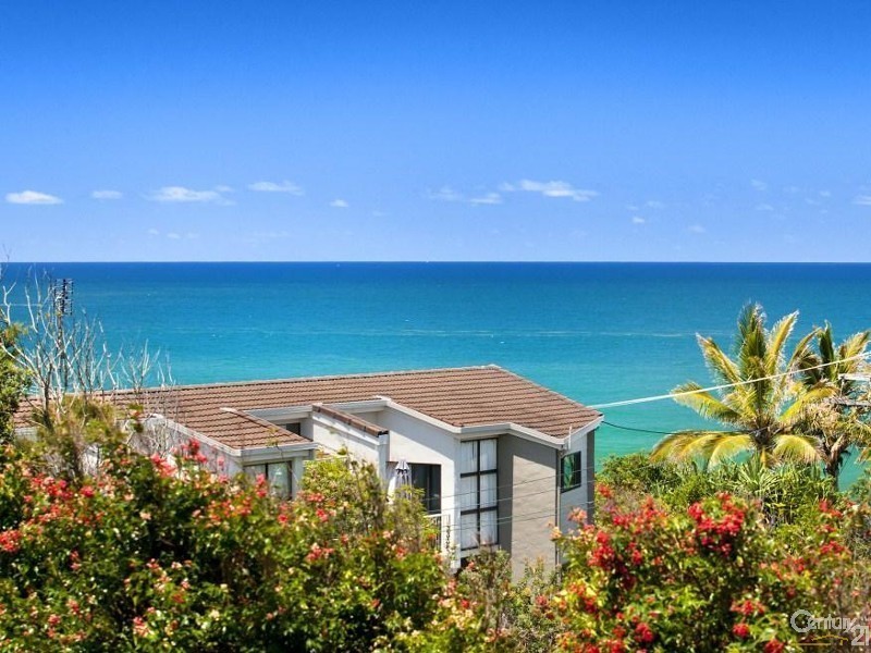 1/8 Park Crescent, Sunshine Beach QLD 4567