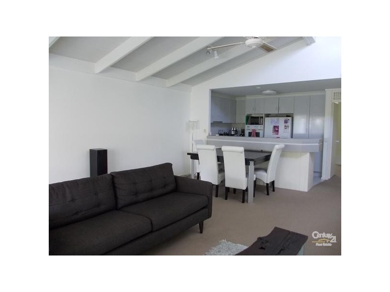 5/2 Banksia Avenue, Noosa Heads QLD 4567