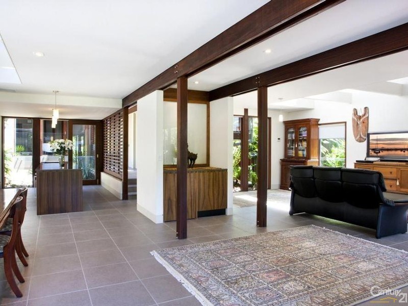 9 Wild Apple Court, Noosa Heads QLD 4567