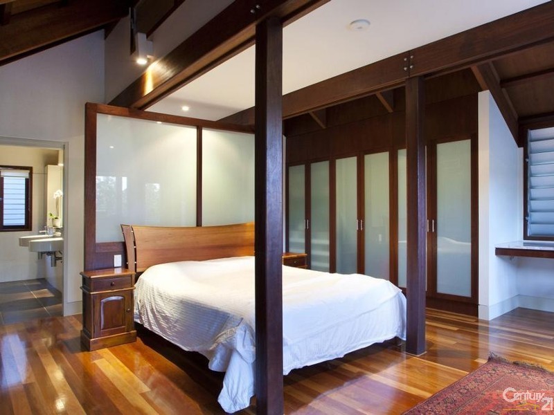 9 Wild Apple Court, Noosa Heads QLD 4567