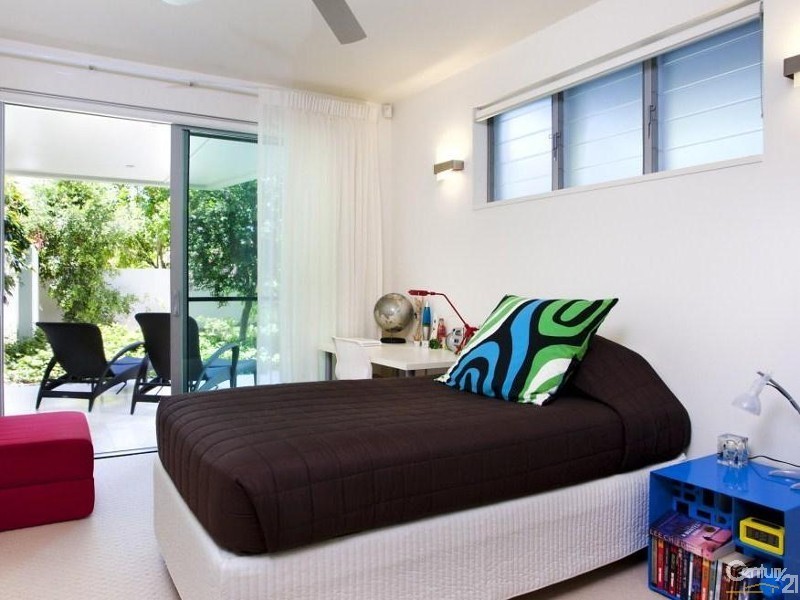 1/8 Serenity Close, Noosa Heads QLD 4567