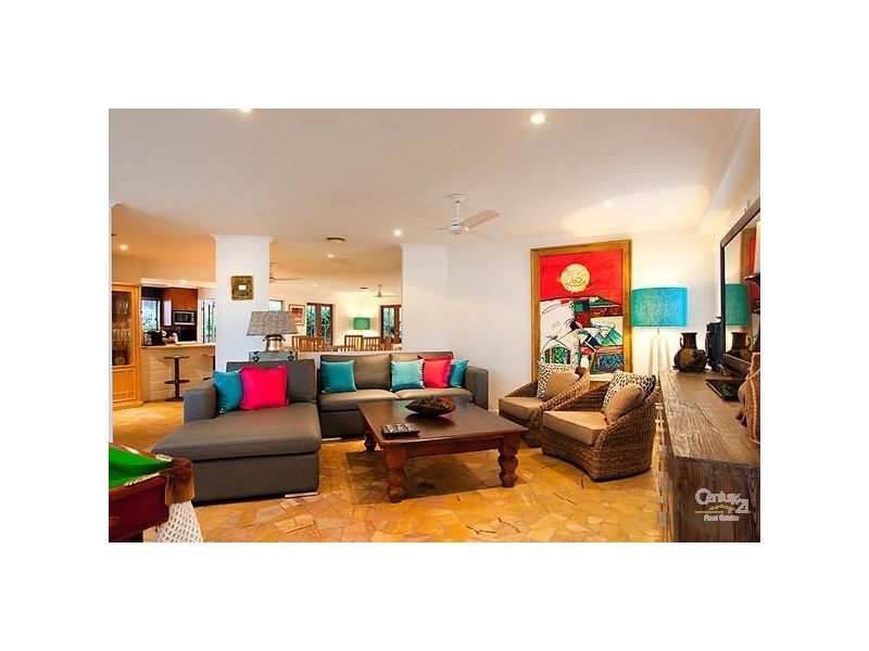 10 Adams Street, Sunshine Beach QLD 4567