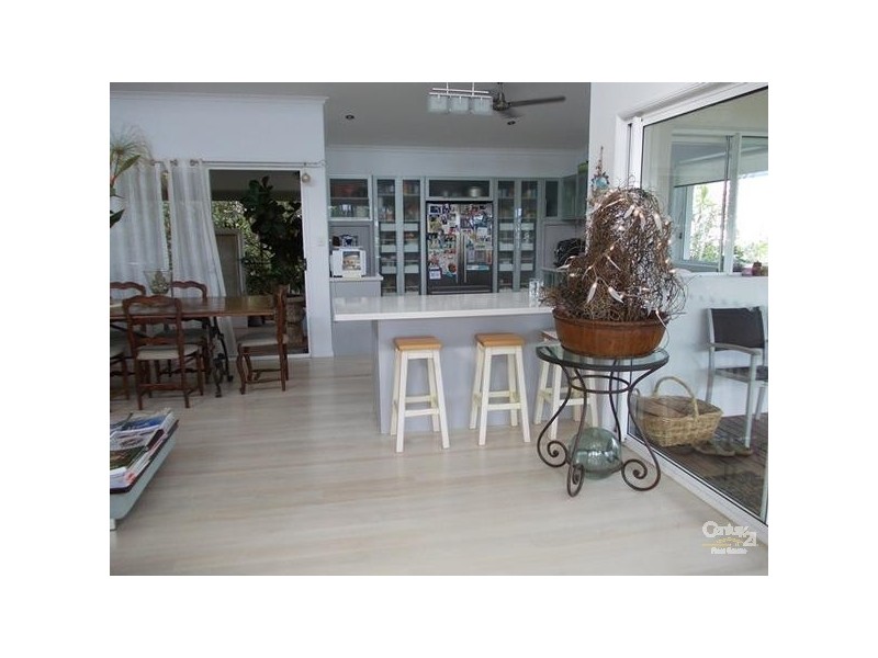 7 Bowsprit Place, Sunrise Beach QLD 4567