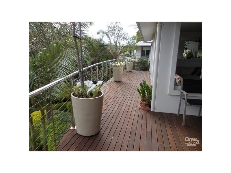 7 Bowsprit Place, Sunrise Beach QLD 4567