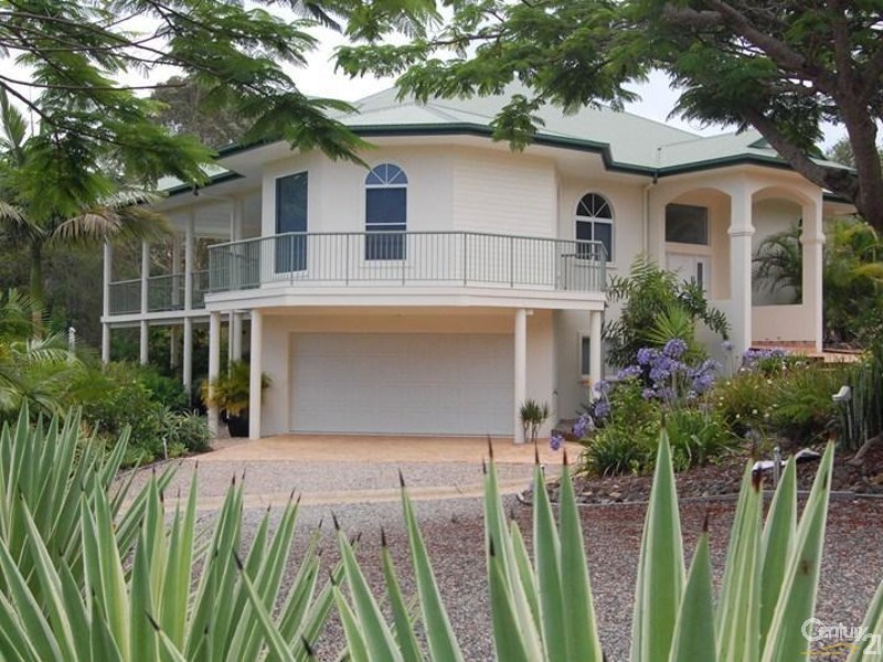 6 Wendoma Court, Tinbeerwah QLD 4563