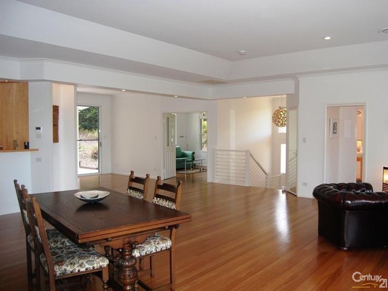 6 Wendoma Court, Tinbeerwah QLD 4563