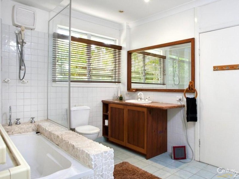 2 Mitti Street, Noosa Heads QLD 4567