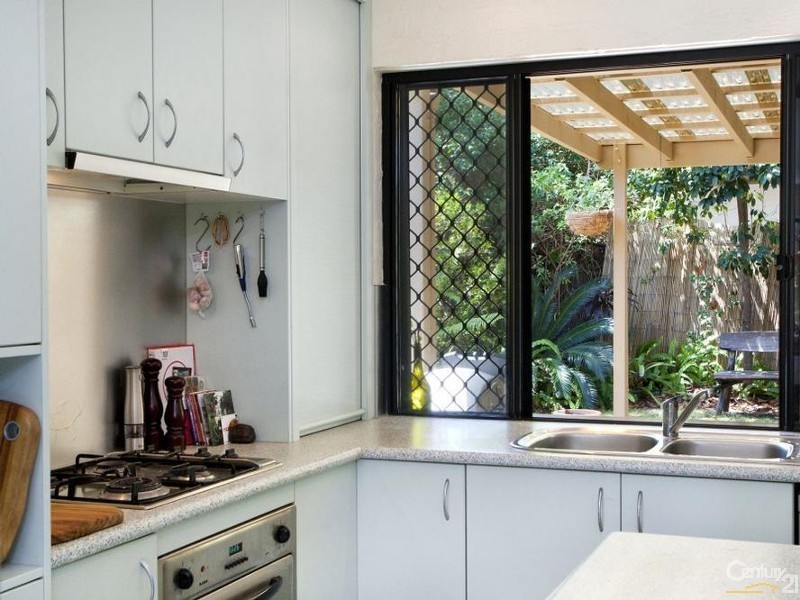 2/17 Hill Street, Sunshine Beach QLD 4567