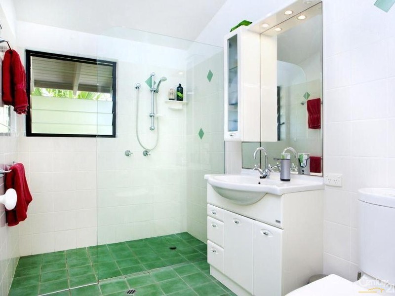 2/17 Hill Street, Sunshine Beach QLD 4567