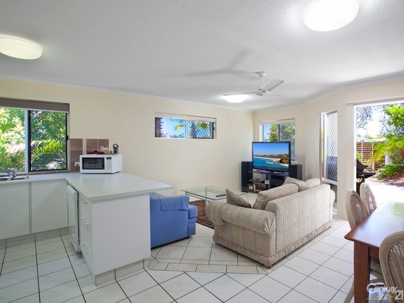 5/49 Southern Cross Parade, Sunrise Beach QLD 4567