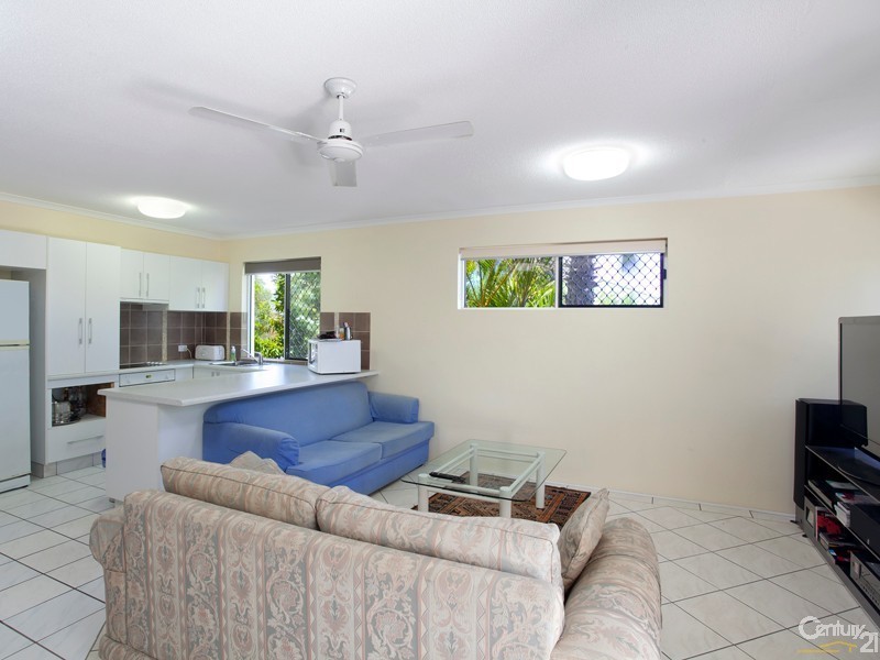 5/49 Southern Cross Parade, Sunrise Beach QLD 4567