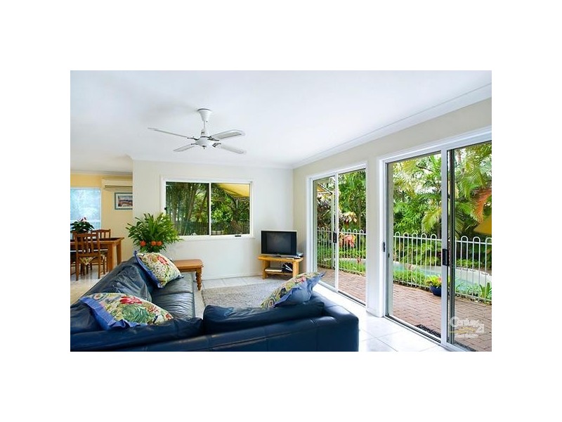 16 Oceania Crescent, Sunshine Beach QLD 4567