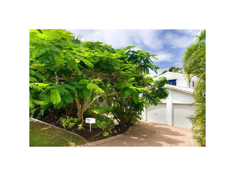 16 Oceania Crescent, Sunshine Beach QLD 4567