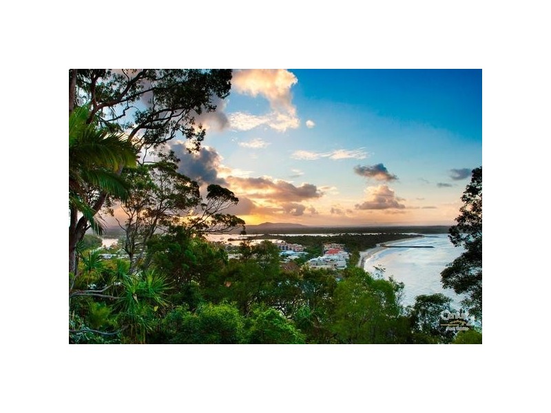 5 Allambi Rise, Noosa Heads QLD 4567