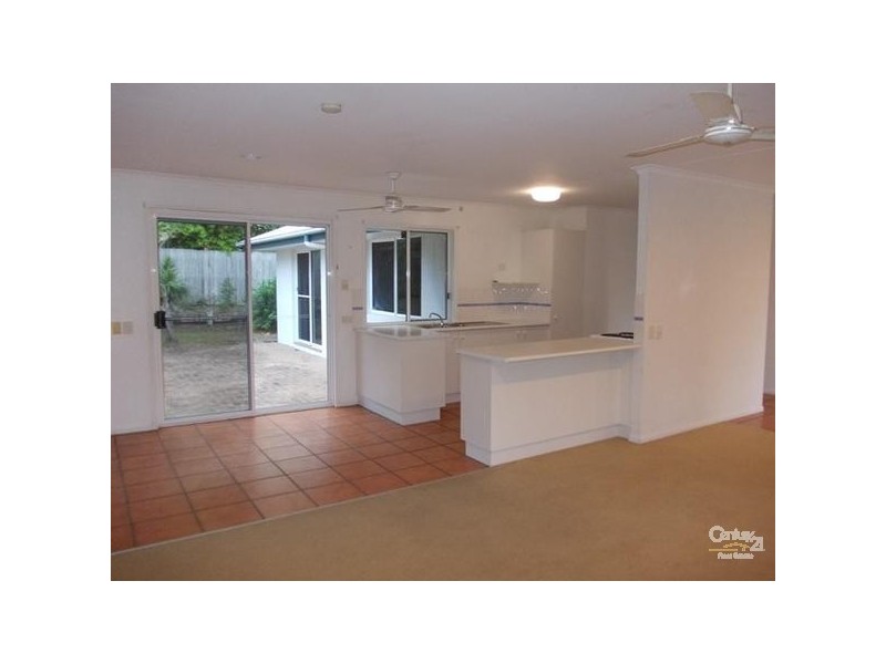 6 Twilight Street, Sunrise Beach QLD 4567