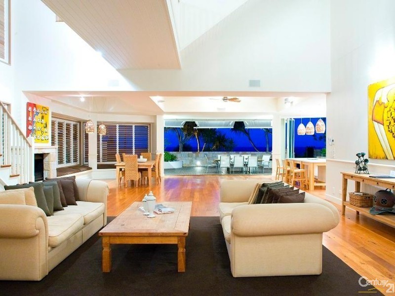 25 The Esplanade, Sunshine Beach QLD 4567