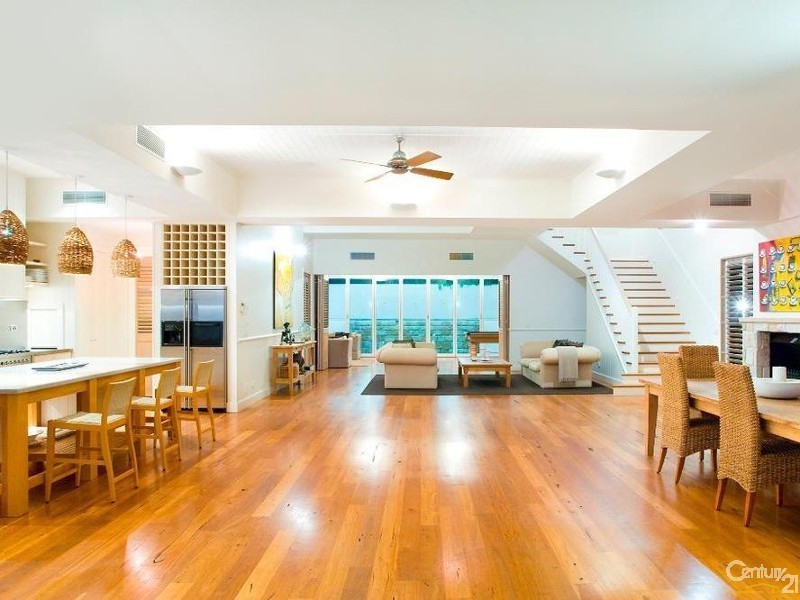 25 The Esplanade, Sunshine Beach QLD 4567