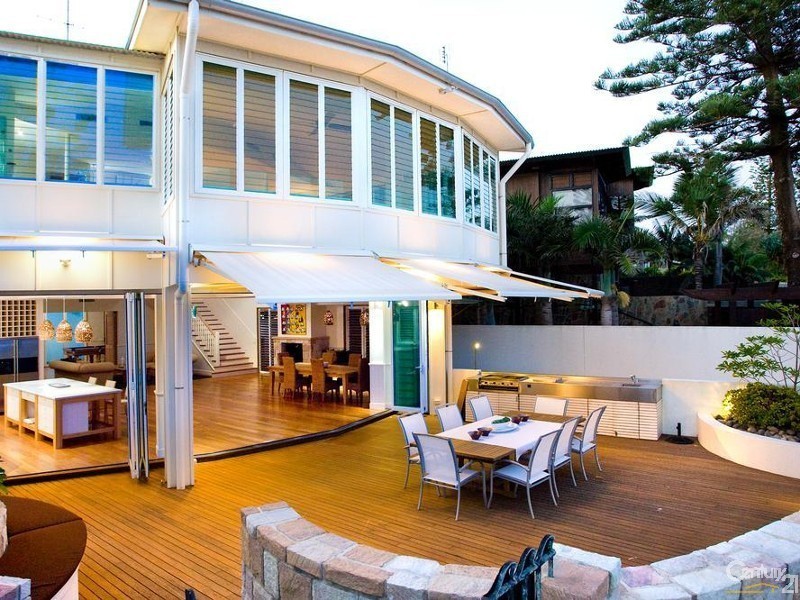 25 The Esplanade, Sunshine Beach QLD 4567