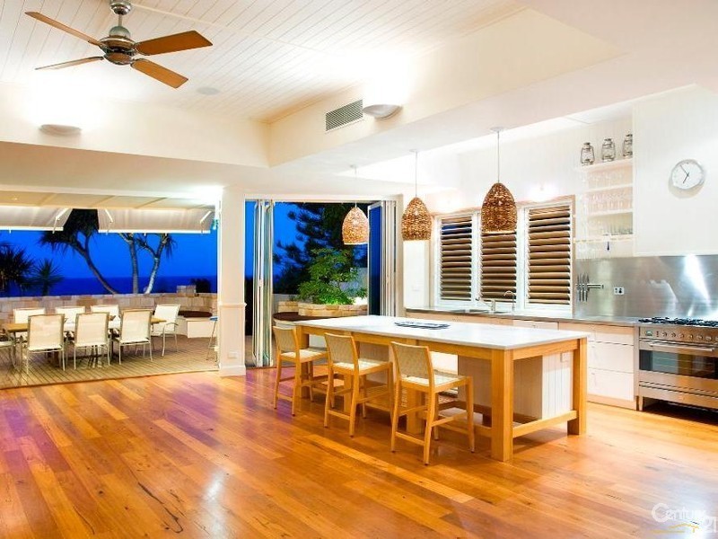 25 The Esplanade, Sunshine Beach QLD 4567
