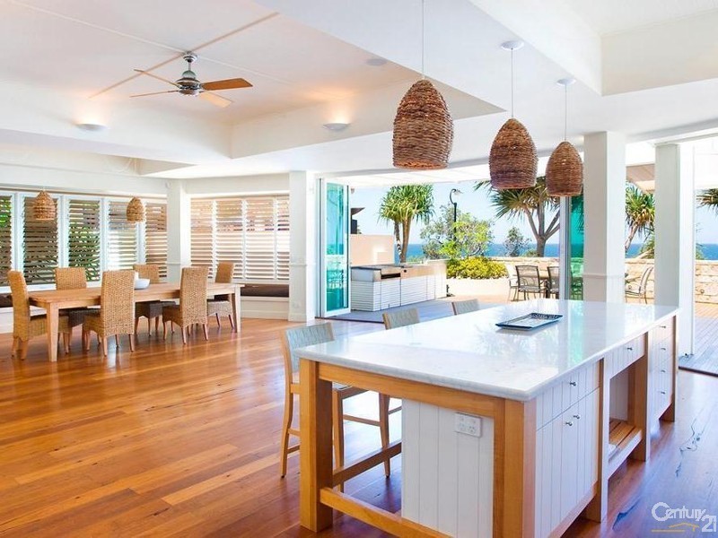 25 The Esplanade, Sunshine Beach QLD 4567