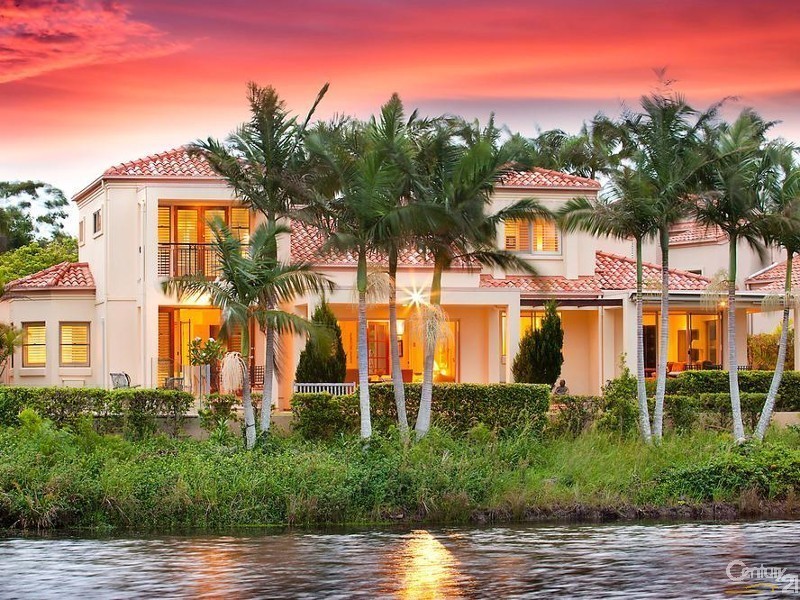 222 The Point, 61 Noosa Springs Drive, Noosa Heads QLD 4567