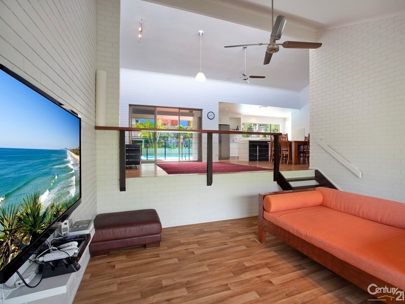 1 Corona Street, Sunshine Beach QLD 4567