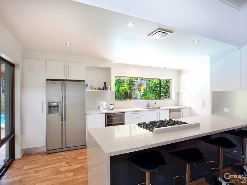 1 Corona Street, Sunshine Beach QLD 4567