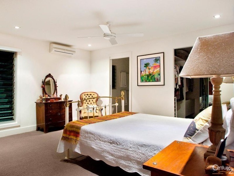 7 Pilchers Gap, Sunshine Beach QLD 4567