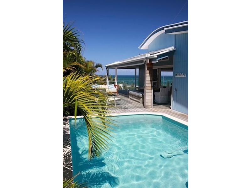 8 Dolphin Bay Drive, Sunshine Beach QLD 4567