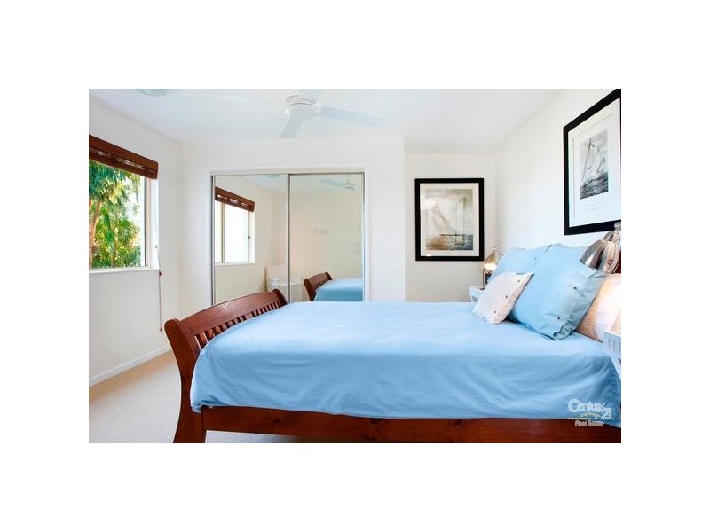 8 Dolphin Bay Drive, Sunshine Beach QLD 4567