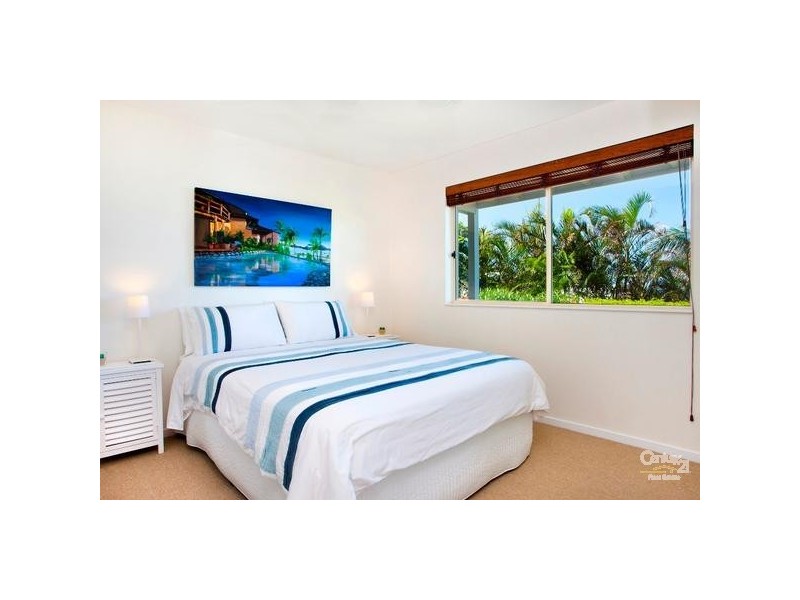 8 Dolphin Bay Drive, Sunshine Beach QLD 4567