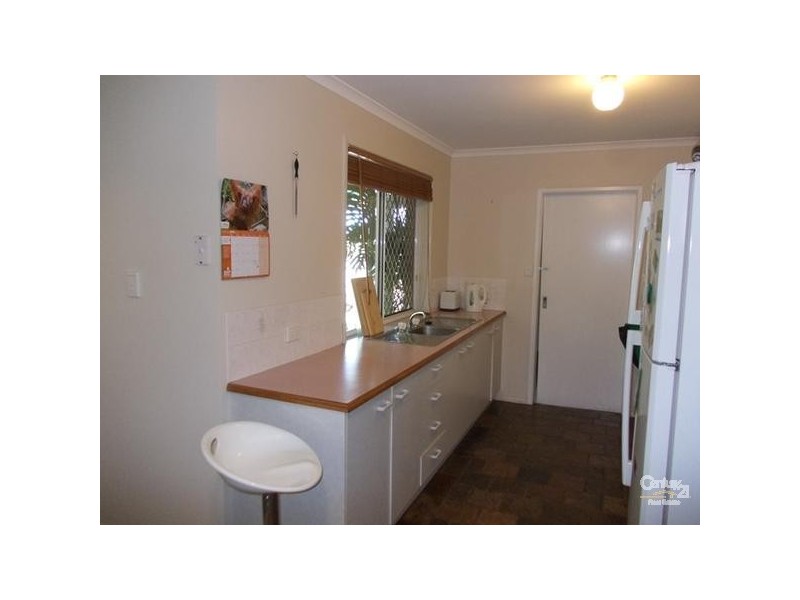 59 Dame Patti Drive, Sunrise Beach QLD 4567