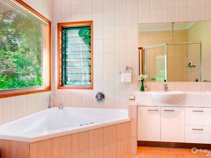 12 Habitat Place, Noosa Heads QLD 4567