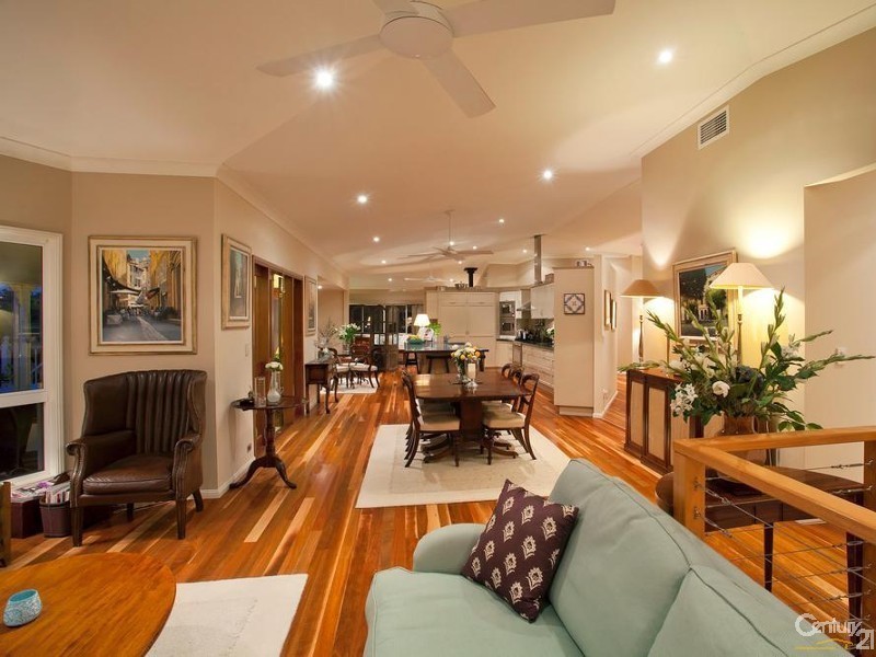 68 Hayward Road, Lake Macdonald QLD 4563