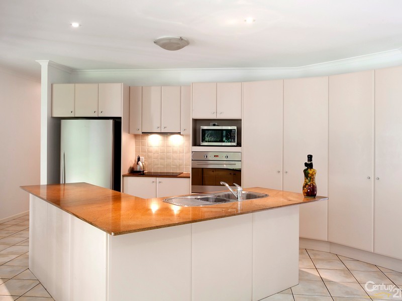 70 Viewland Street, Doonan QLD 4562