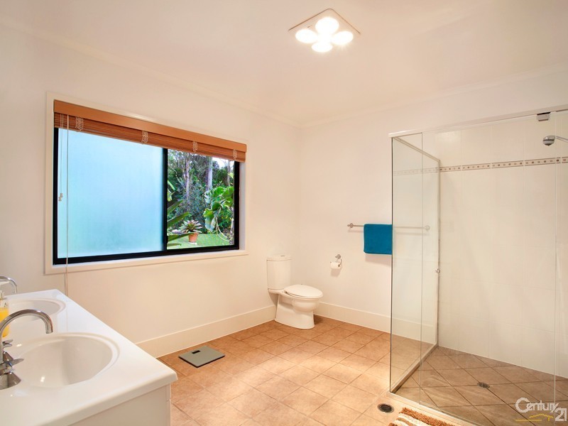 70 Viewland Street, Doonan QLD 4562