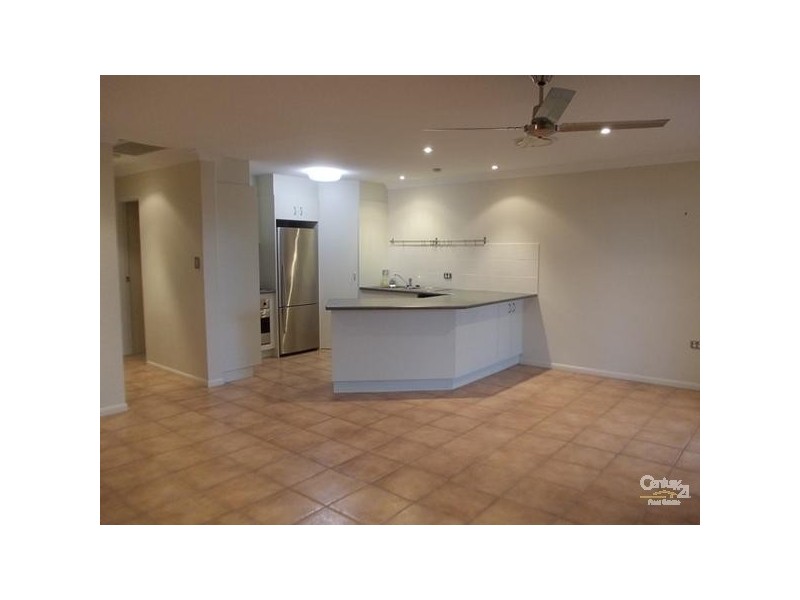 4/8 Natasha Avenue, Noosa Heads QLD 4567