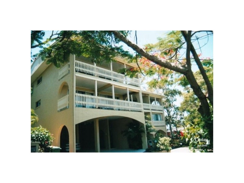 4/8 Natasha Avenue, Noosa Heads QLD 4567