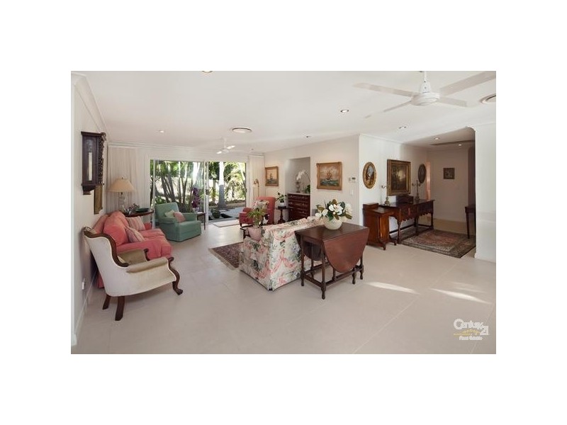 24 Oceania Crescent, Sunshine Beach QLD 4567