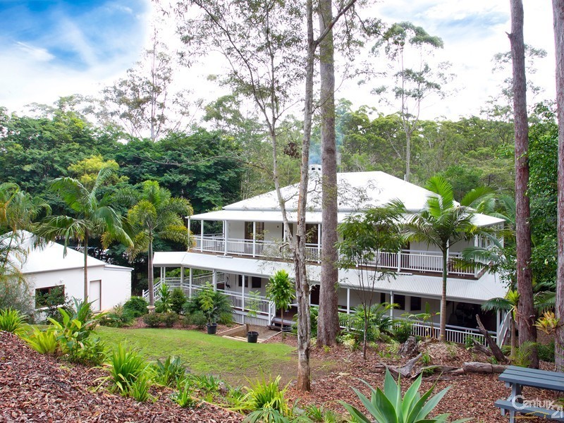 37 Tallgum Avenue, Doonan QLD 4562