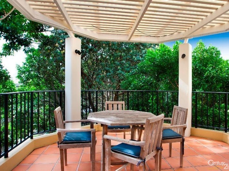 5/2 Park Crescent, Sunshine Beach QLD 4567