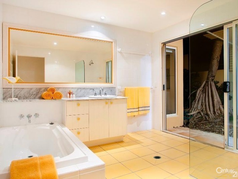 52 Seaview Terrace, Sunshine Beach QLD 4567